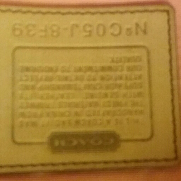 Coach tri color bag - Picture 4 of 4